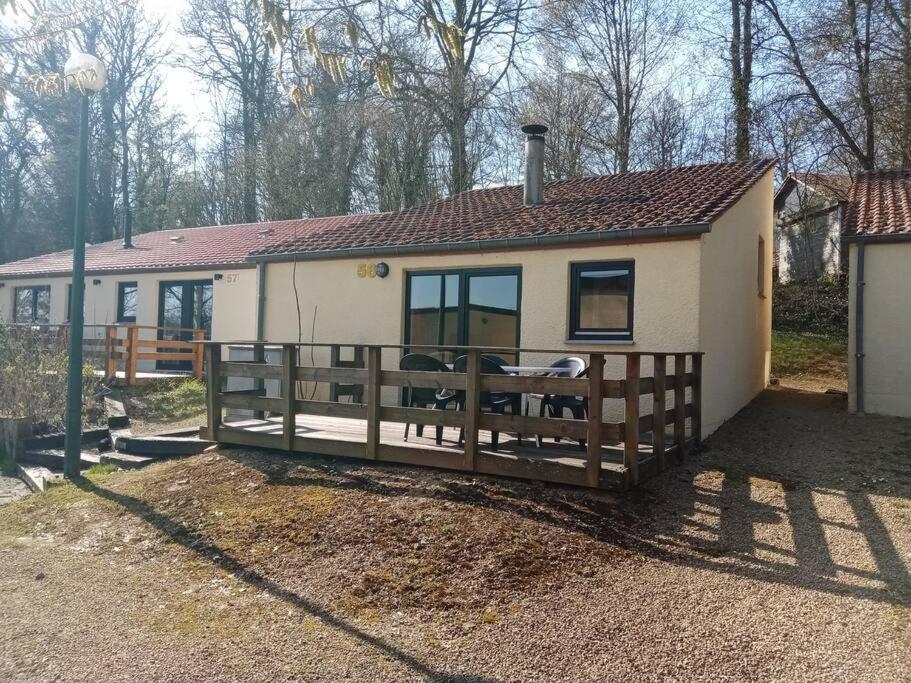 Le Repaire Des Renards Vallee De Rabais Virton Exterior photo